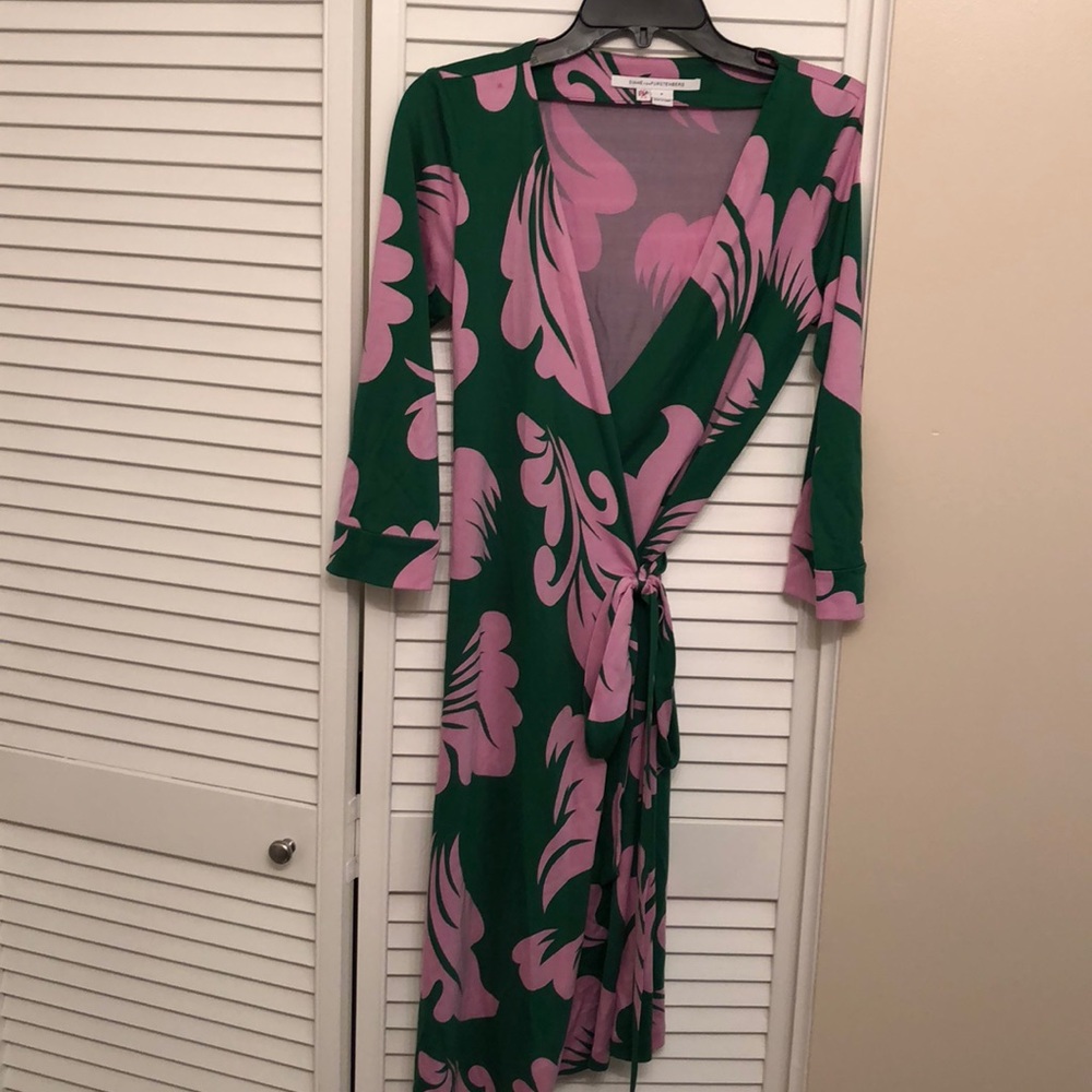 Palm design dress!
